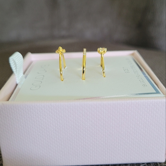 Gold Cake🍰 Set of Three3️⃣ Dainty Gold💛 Rings💍 - NIB - Picture 4 of 14